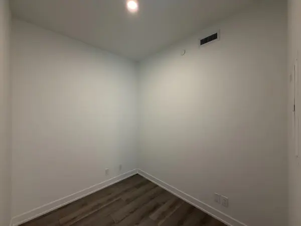 20 Deans DR #516, Toronto E04, ON M1L 0J7