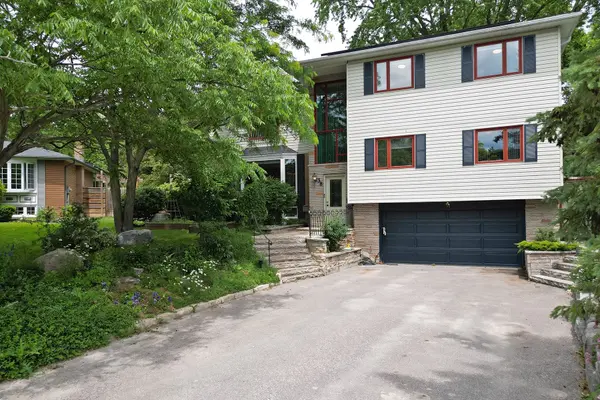 38 Christman CT, Markham, ON L3P 3C8