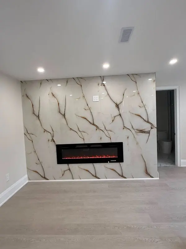 2 Chesney CRES #B, Vaughan, ON L4H 4A7