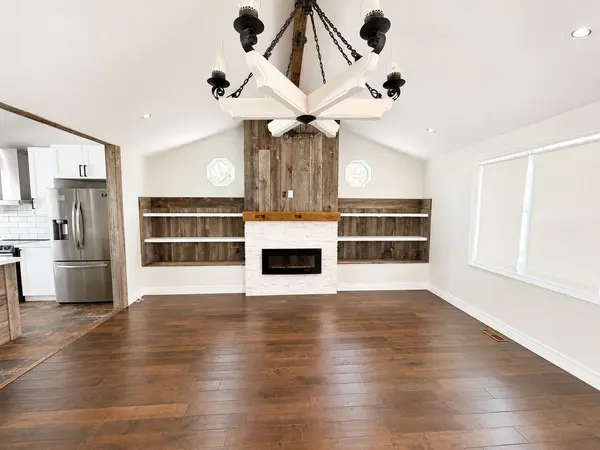 288 RIVER RD E, Wasaga Beach, ON L9Z 2L7
