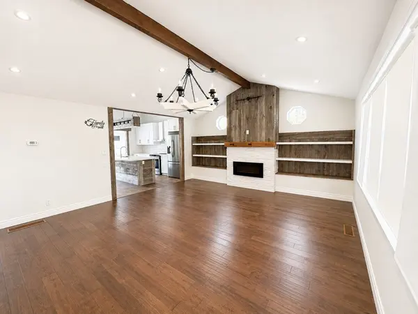 288 RIVER RD E, Wasaga Beach, ON L9Z 2L7