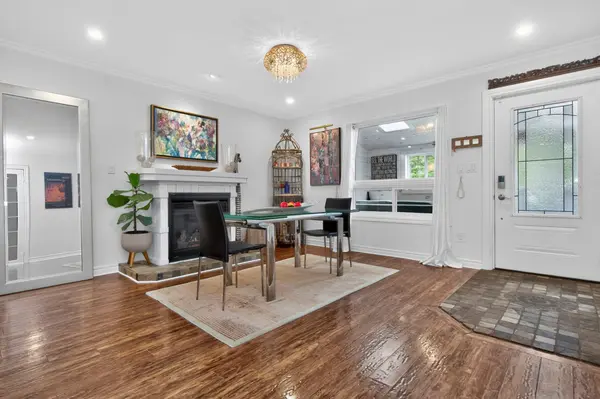 83 King RD, Tay, ON L0K 1S0