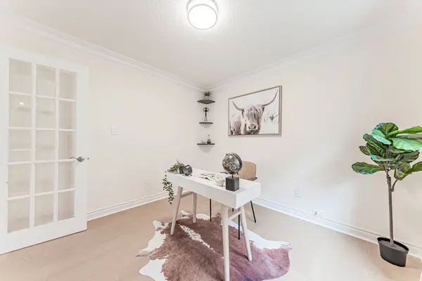 489 Ravineview WAY, Oakville, ON L6H 6T1