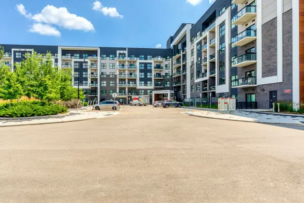 Oakville, ON L6H 0X3