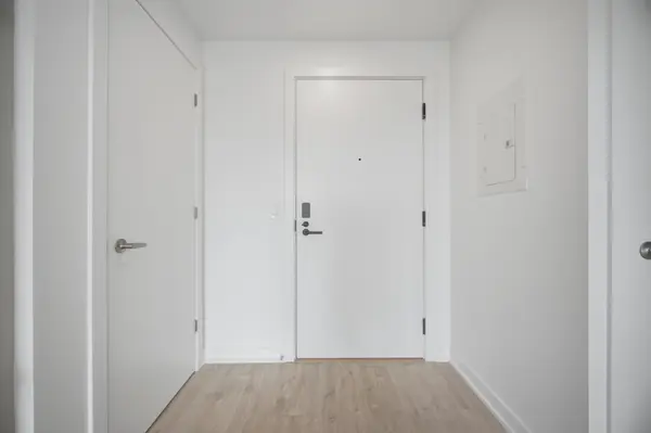 740 Whitlock AVE #516, Milton, ON L9T 7E7