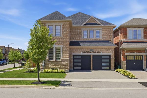 4645 Doug Wright DR, Burlington, ON L7M 0L3