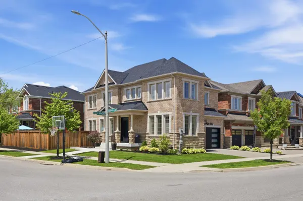 4645 Doug Wright DR, Burlington, ON L7M 0L3