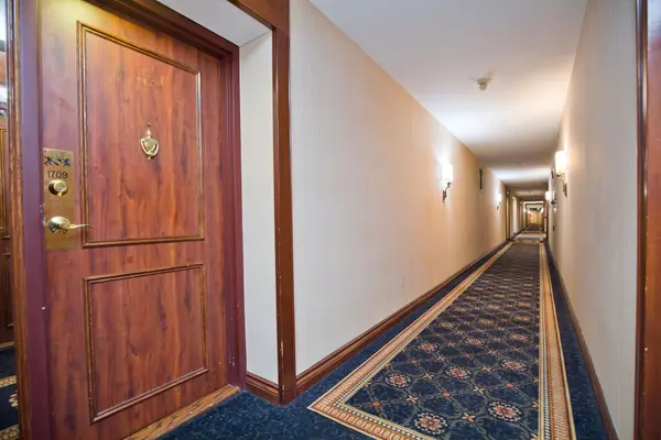 100 County Court BLVD #1709, Brampton, ON L6W 3X1