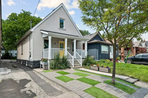 116 Seventh ST, Toronto W06, ON M8V 3B4