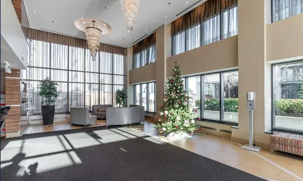 3985 Grand Park DR SE #2412, Mississauga, ON L5B 0H8