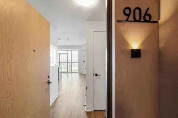 50 George Butchart DR #906, Toronto W05, ON M3K 0C9