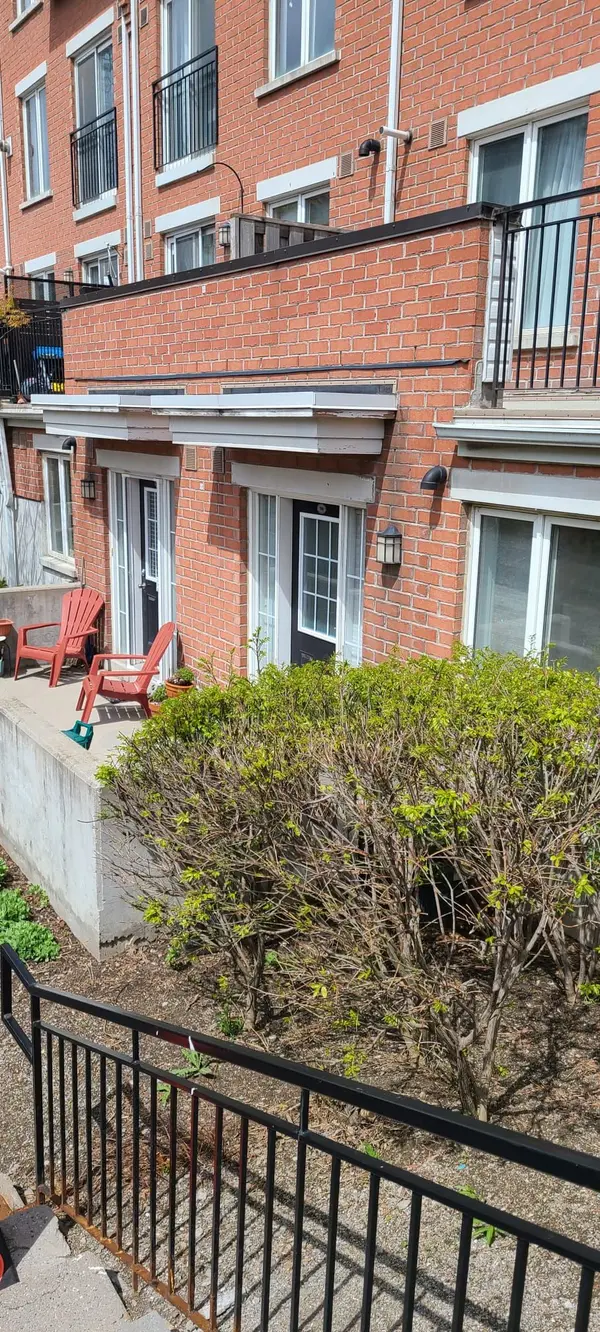10 Laidlaw ST #708, Toronto W01, ON M6K 1X2
