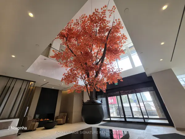 4015 The Exchange ST #1305, Mississauga, ON L5B 0N9