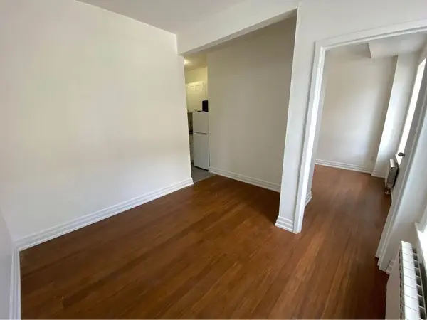 1 Triller AVE #104, Toronto W01, ON M6K 3B7