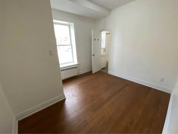 1 Triller AVE #104, Toronto W01, ON M6K 3B7