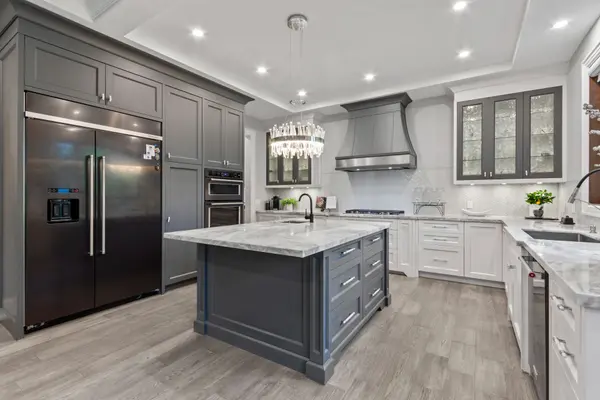 1134 Welwyn DR, Mississauga, ON L5J 3J3
