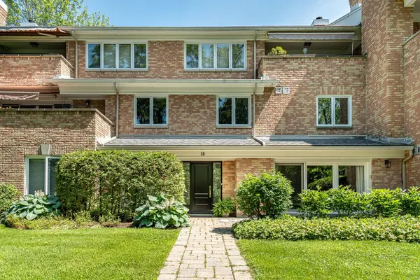 55 Whitemarl DR #Unit 10, Rockcliffe Park, ON K1L 8J9