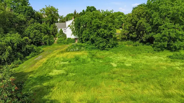 294 Moira ST E, Belleville, ON K8P 2T1