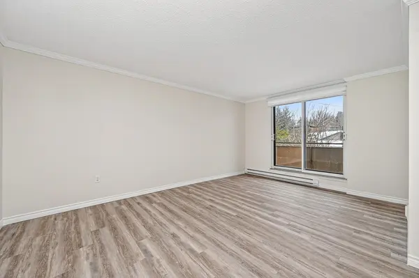 41 Sunset BLVD #204, Perth, ON K7H 3H8
