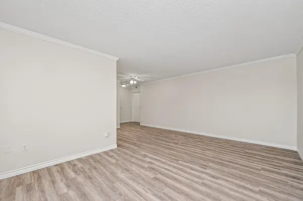41 Sunset BLVD #204, Perth, ON K7H 3H8