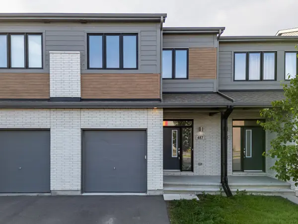 487 COPE DR, Kanata, ON K2S 1B6