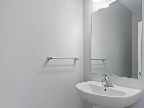487 COPE DR, Kanata, ON K2S 1B6