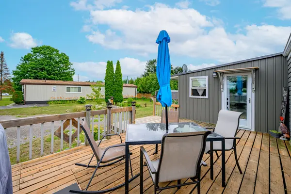 4 HOMEWOOD AVE, Kawartha Lakes, ON K9V 0H5