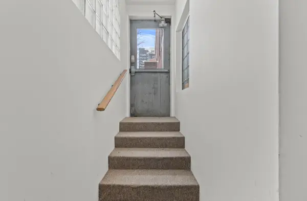 145 KING ST #Lower Level, St. Catharines, ON L2R 3J2