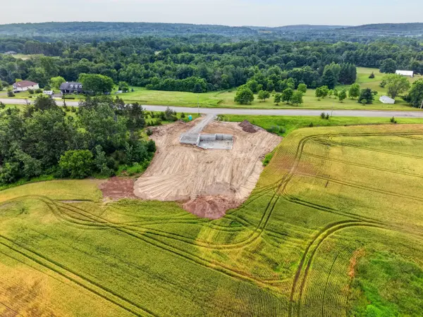 1224 County Road 5 RD, Quinte West, ON K0K 2C0
