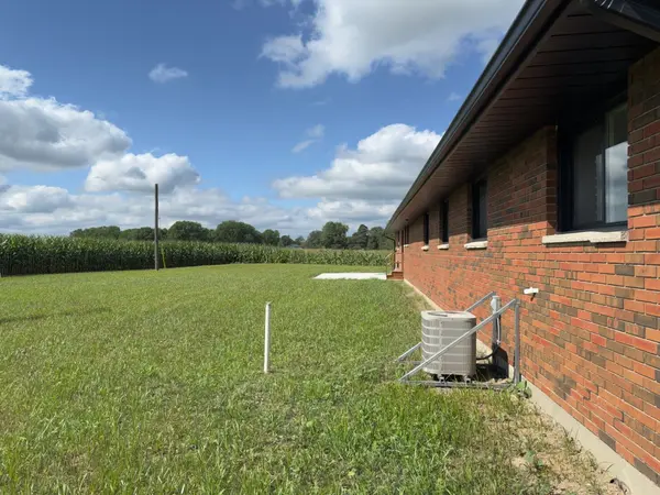 101 Broadway ST, Lambton Shores, ON N0N 0A6