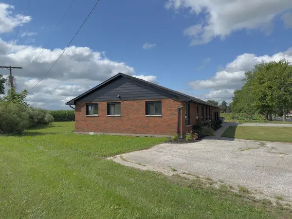 101 Broadway ST, Lambton Shores, ON N0N 0A6