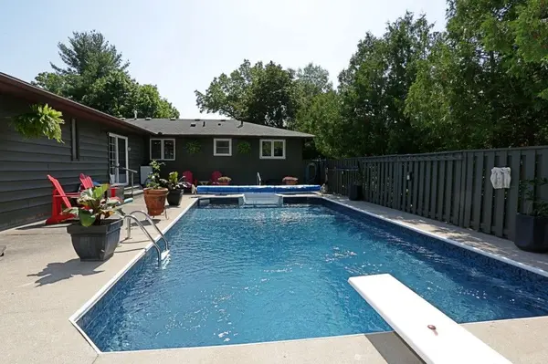 10156 Port Franks Estate DR, Lambton Shores, ON N0M 2L0