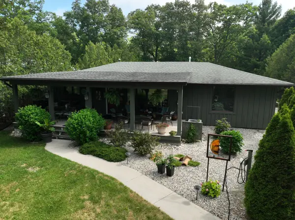 10156 Port Franks Estate DR, Lambton Shores, ON N0M 2L0