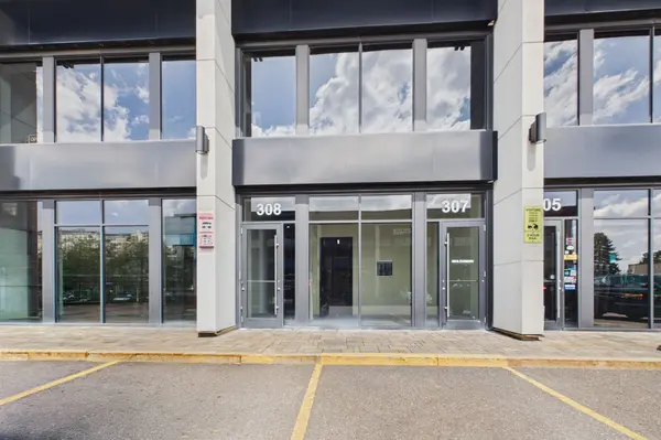 2310 St Laurent BLVD #307-308, Hunt Club - South Keys And Area, ON K1G 5H9