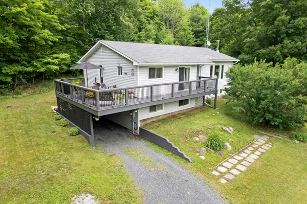3800 Wolf Grove RD, Lanark Highlands, ON K0G 1K0