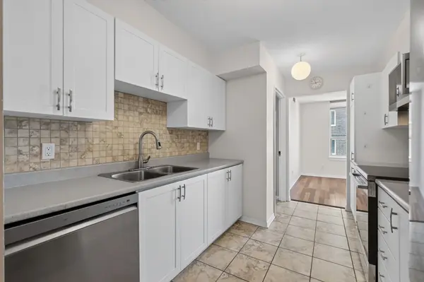 215 Parkdale AVE #601, West Centre Town, ON K1Y 4T8