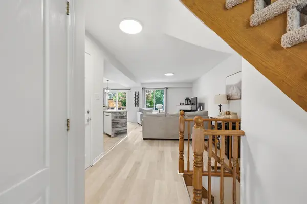 27 Beech ST, Grimsby, ON L3M 5L9