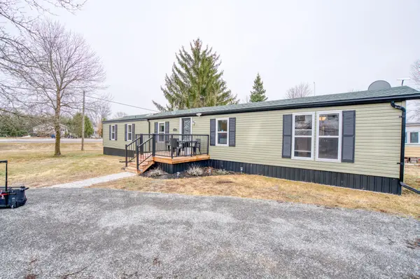 1 Taylor ST, Rideau Lakes, ON K0G 1E0