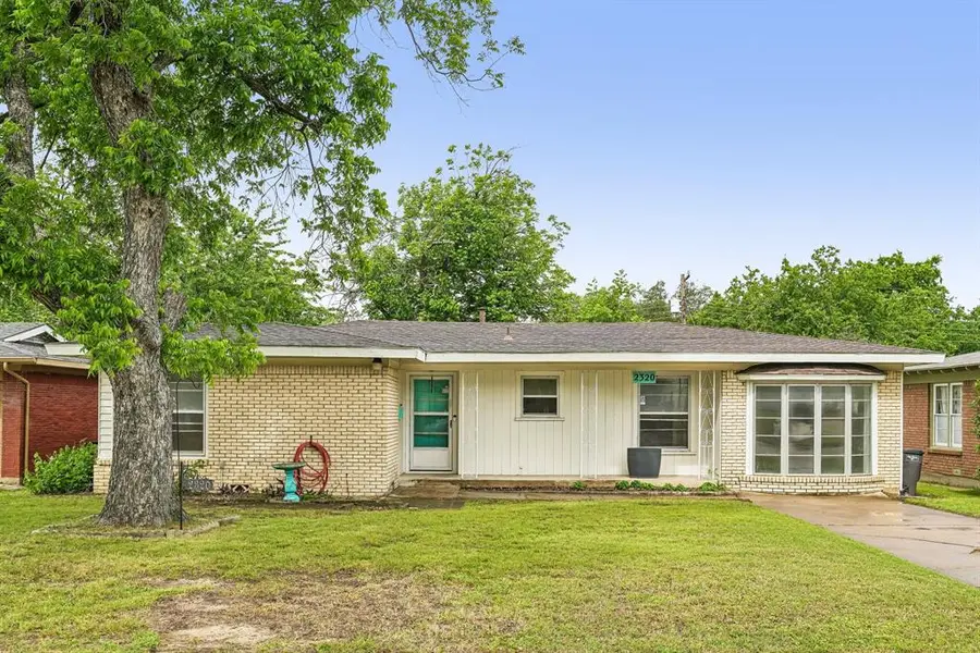 2320 Maryel Drive, Fort Worth, TX 76112