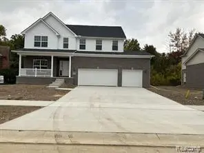 27046 CELTIC DR, Flat Rock, MI 48134