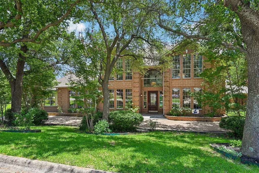2312 Stonegate Circle, Denton, TX 76205