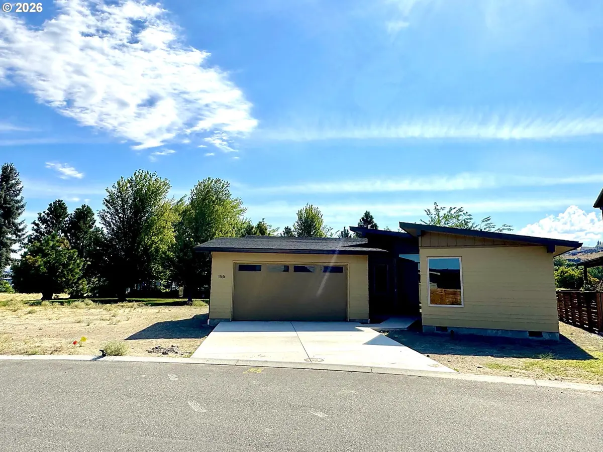 155 SOUTHSHORE AVE, The Dalles, OR 97058