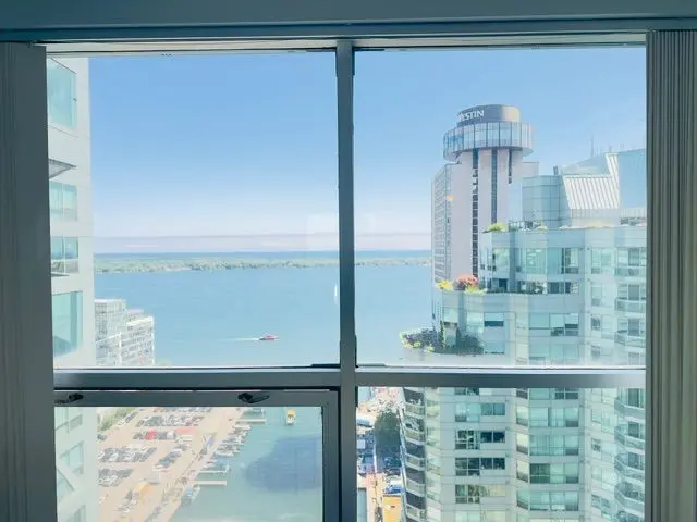10 Yonge ST #2702, Toronto C01, ON M5E 1R4