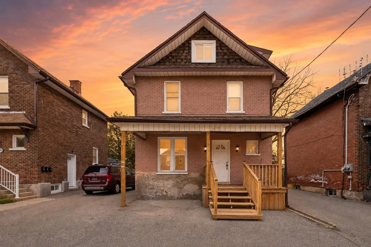 254 Bruce ST, Oshawa, ON L1H 1R5
