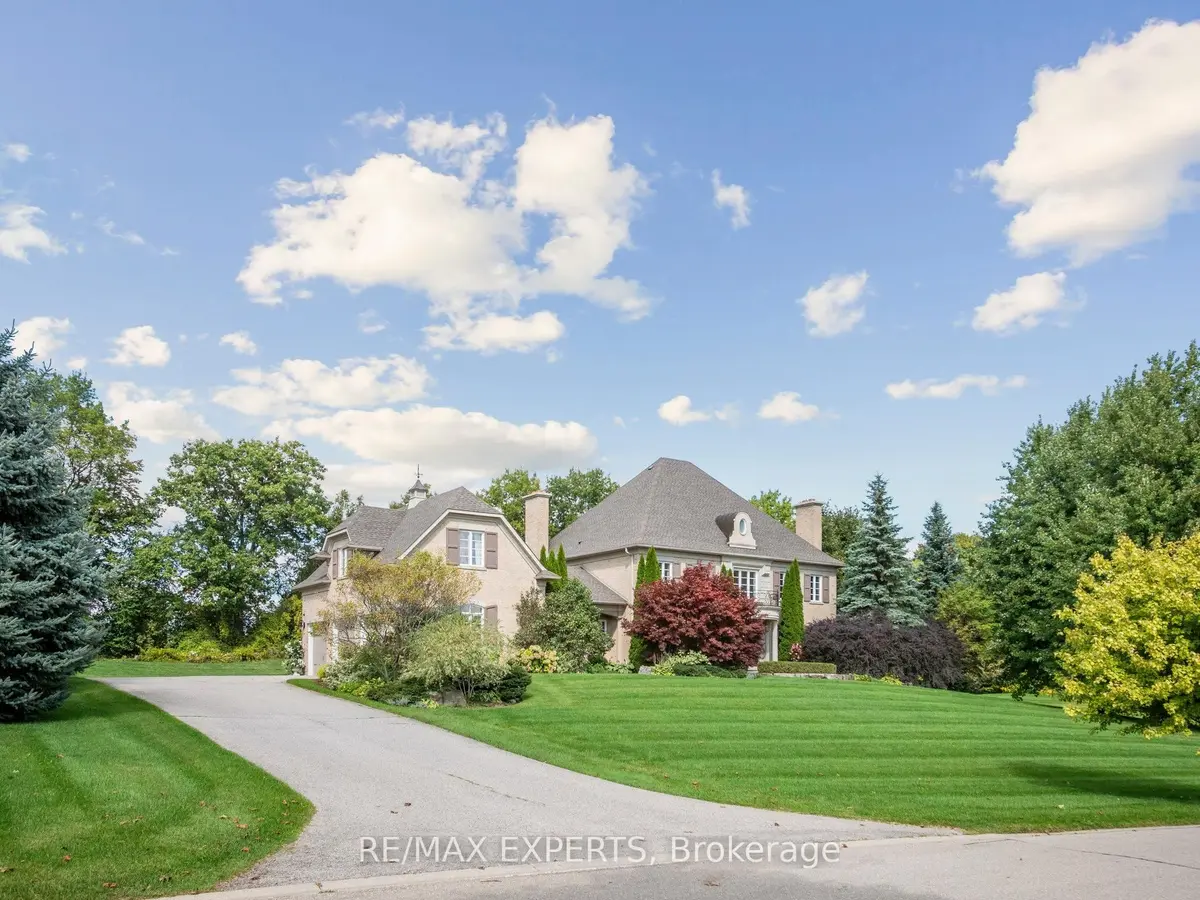 105 Eden Vale DR S, King, ON L7B 1L9