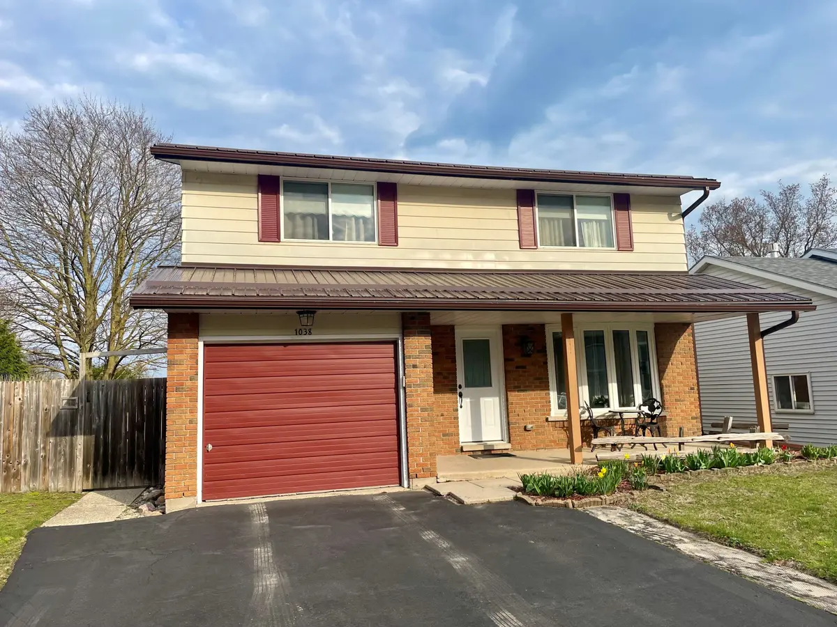 1038 Wellington ST, Saugeen Shores, ON N0H 2C3