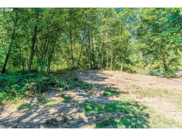 1 E Brightwood Loop RD, Brightwood, OR 97011