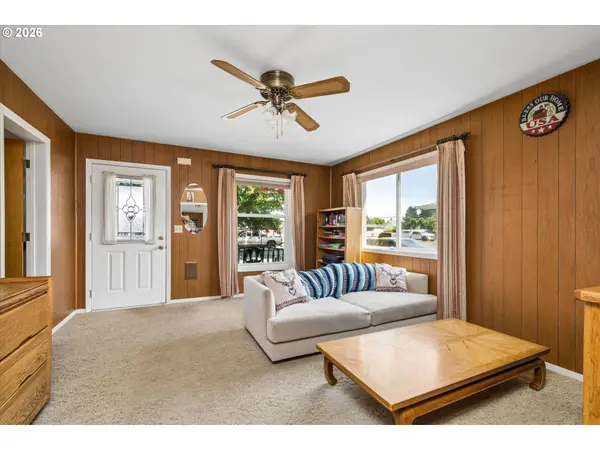 1147 JUNIPER ST, Junction City, OR 97448