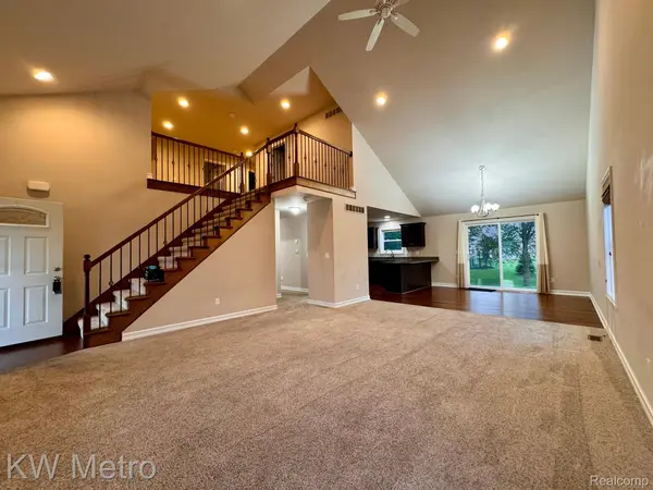 33326 PAOLETTI, Fraser, MI 48026