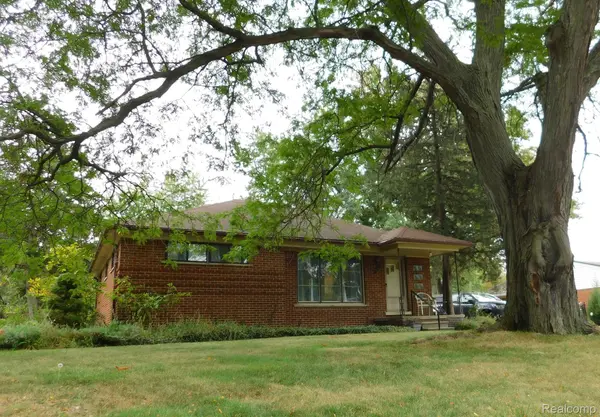 2369 Saint Joseph ST, West Bloomfield Twp, MI 48324
